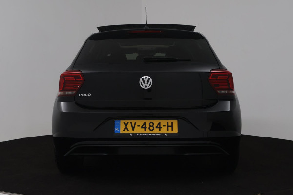Volkswagen Polo 1.0 TSI Highline (PANORAMADAK, CRUISE ADAPTIEF, NAVIGATIE CARPLAY, PARKEERSENSOREN, AUTOMAAT)