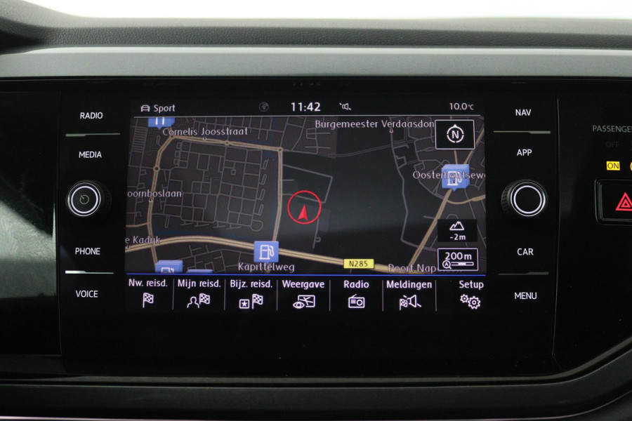 Volkswagen Polo 1.0 TSI Highline (PANORAMADAK, CRUISE ADAPTIEF, NAVIGATIE CARPLAY, PARKEERSENSOREN, AUTOMAAT)