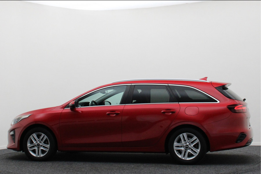 Kia Ceed Sportswagon 1.4 T-GDi Automaat DynamicPlusLine Climate, Apple Carplay, ACC, Camera, Verwarmd Stuurwiel, Trekhaak, 16''