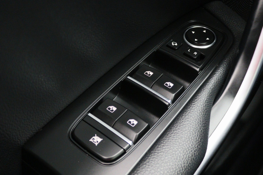 Kia Ceed Sportswagon 1.4 T-GDi Automaat DynamicPlusLine Climate, Apple Carplay, ACC, Camera, Verwarmd Stuurwiel, Trekhaak, 16''