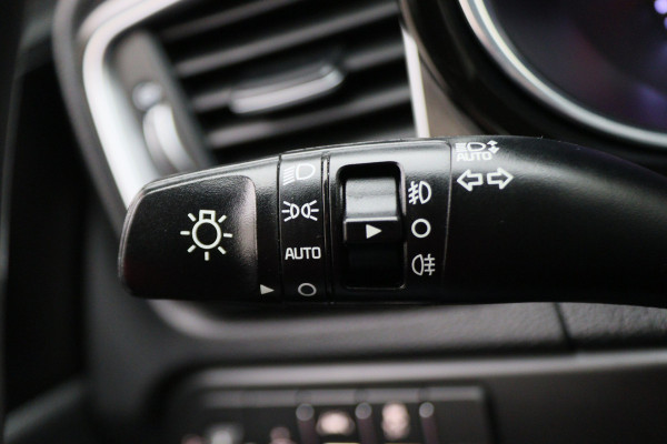 Kia Ceed Sportswagon 1.4 T-GDi Automaat DynamicPlusLine Climate, Apple Carplay, ACC, Camera, Verwarmd Stuurwiel, Trekhaak, 16''