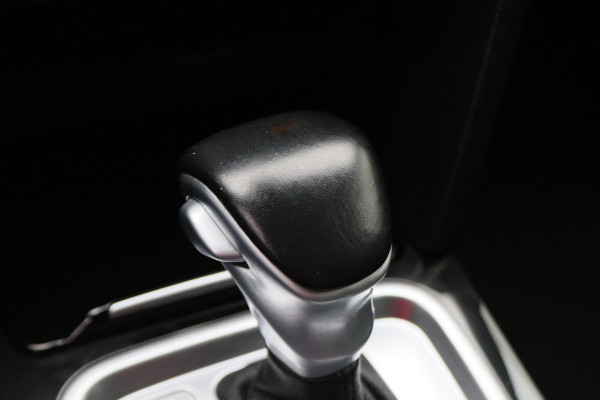 Kia Ceed Sportswagon 1.4 T-GDi Automaat DynamicPlusLine Climate, Apple Carplay, ACC, Camera, Verwarmd Stuurwiel, Trekhaak, 16''