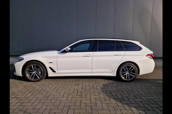 BMW 5 Serie Touring 530e xDrive M Sport /Led /Adap Cruise