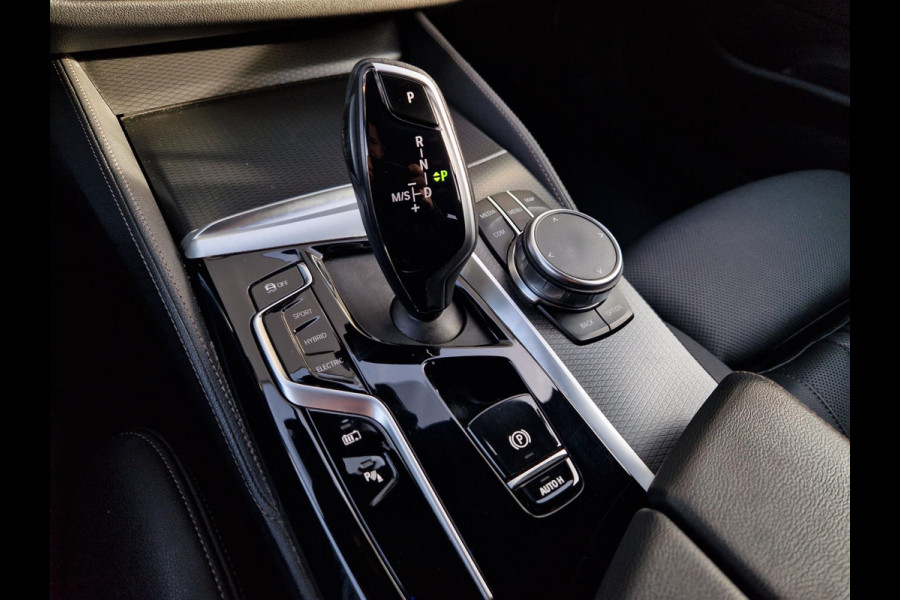 BMW 5 Serie Touring 530e xDrive M Sport /Led /Adap Cruise
