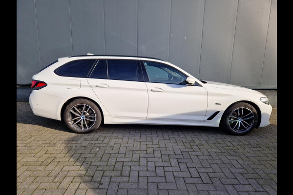 BMW 5 Serie Touring 530e xDrive M Sport /Led /Adap Cruise