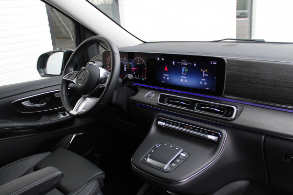 Mercedes-Benz V-Klasse 220d / Lang / DC / New Model / 2x Schuifdeur / Burmester / 360 Camera / NIEUWSTAAT
