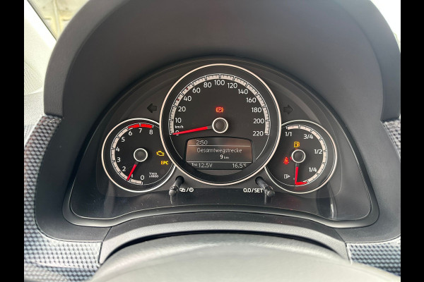 Volkswagen up! (2) GP up! 1.0 48 kW / 65 pk Hatchback 5 versn. Hand Airco Bluetooth Dab 4-deurs