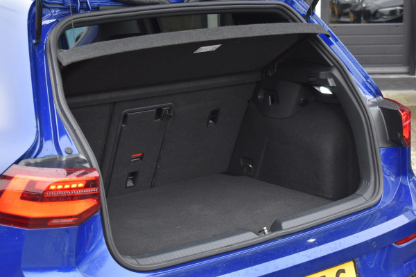 Volkswagen Golf 2.0 TSI R 4Motion Pano Lane ACC H&K Camera Drift