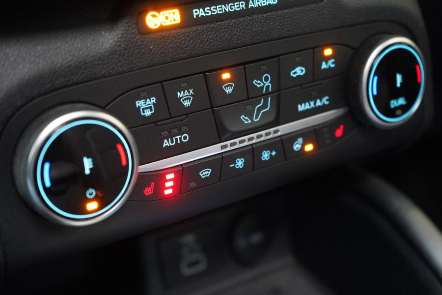 Ford Kuga 2.5 PHEV ST-Line | Panoramadak | Rode remklauwen | Apple Carplay | Winter Pack | Achteruitrijcamera