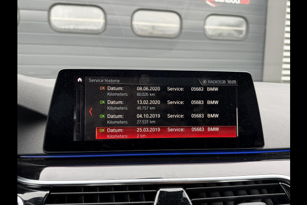 BMW 5 Serie Touring 520d xDrive High Executive M-Sport | Panoramadak | Camera | Elektrische Trekhaak | Elektrische Achterklep |