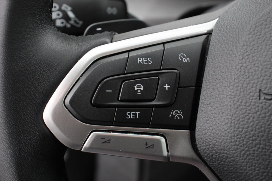 Volkswagen Golf Variant 1.5 eTSI 150pk DSG Style | Navigatie | Apple Carplay/Android Auto | Adaptive Cruise Control | Parkeersensoren | Camera | Stoel-en stuurverwarming | Blind Spot Assist | Ledverlichting voor