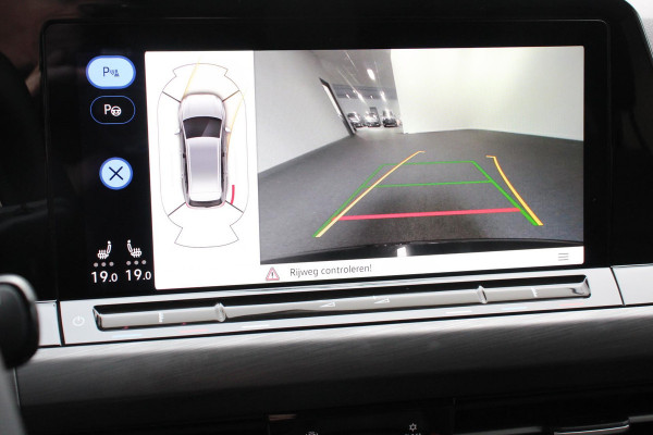 Volkswagen Golf Variant 1.5 eTSI 150pk DSG Style | Navigatie | Apple Carplay/Android Auto | Adaptive Cruise Control | Parkeersensoren | Camera | Stoel-en stuurverwarming | Blind Spot Assist | Ledverlichting voor
