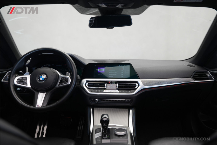 BMW 4 Serie Cabrio M440i xDrive High Executive | Adaptive Cruise Control | Ambient | Sanremo Grün