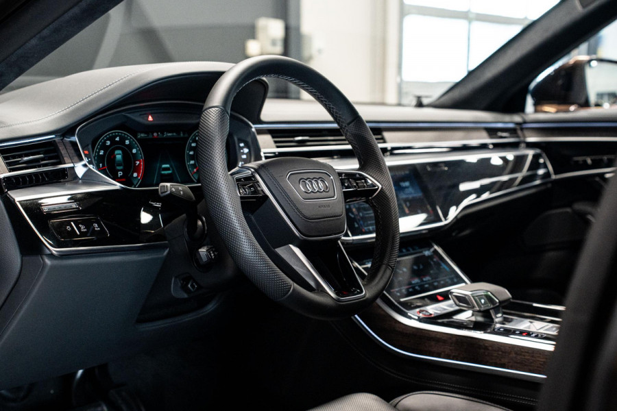 Audi A8 4.0 TFSI S8 Quattro *B&O Advanced / Stoelventilatie & massage / Memory / Panorama / Soft-Close / HUD*