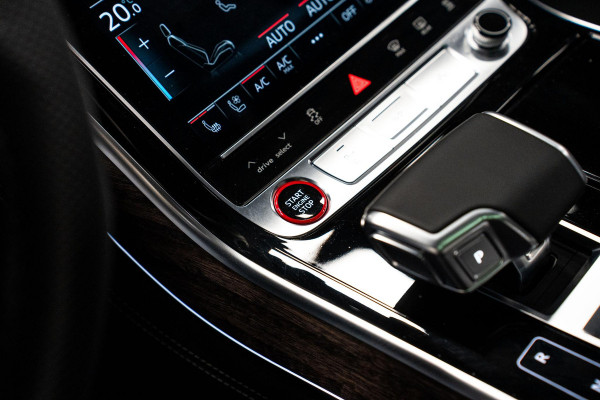 Audi A8 4.0 TFSI S8 Quattro *B&O Advanced / Stoelventilatie & massage / Memory / Panorama / Soft-Close / HUD*