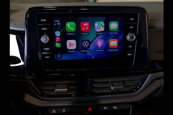Volkswagen T-Roc Cabrio 1.5 TSI 3x R-Line / 150pk / Beats / Leder / Stoel en stuur verwarming /