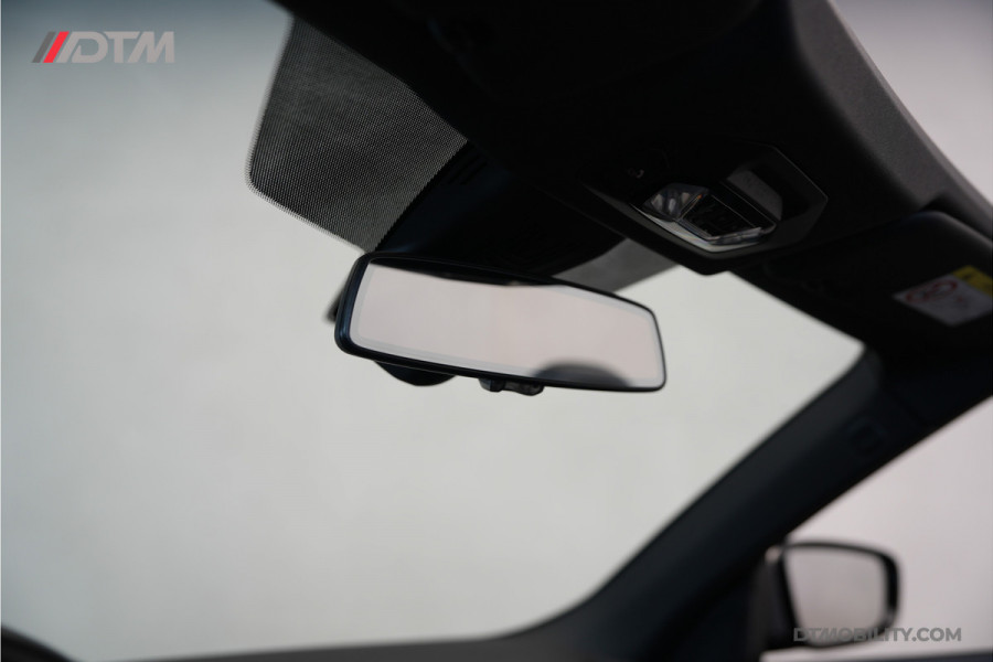 BMW 4 Serie Cabrio M440i xDrive High Executive | Adaptive Cruise Control | Ambient | Sanremo Grün