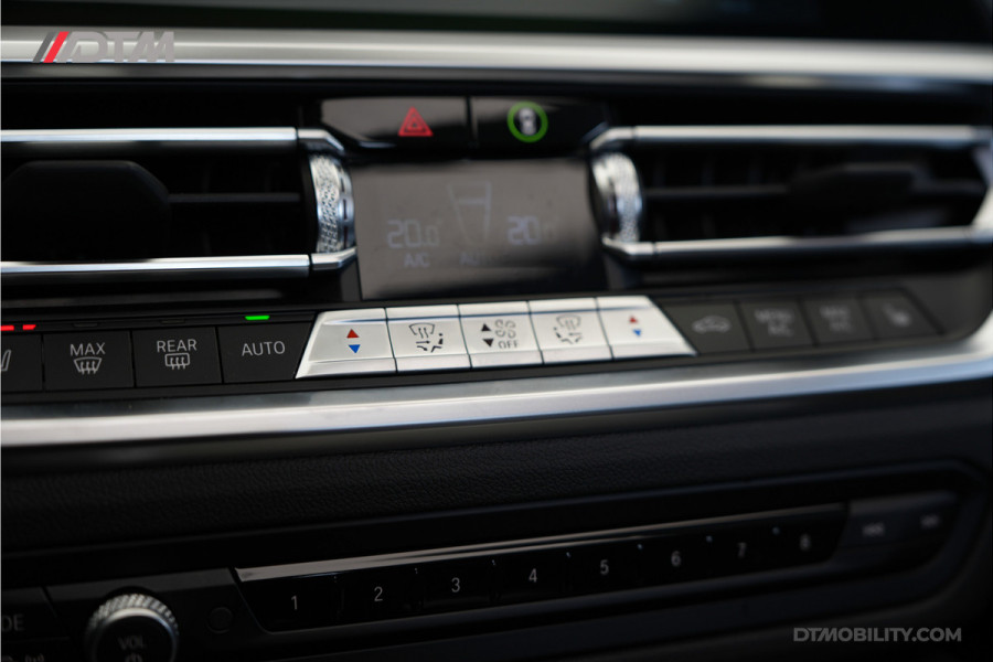 BMW 4 Serie Cabrio M440i xDrive High Executive | Adaptive Cruise Control | Ambient | Sanremo Grün