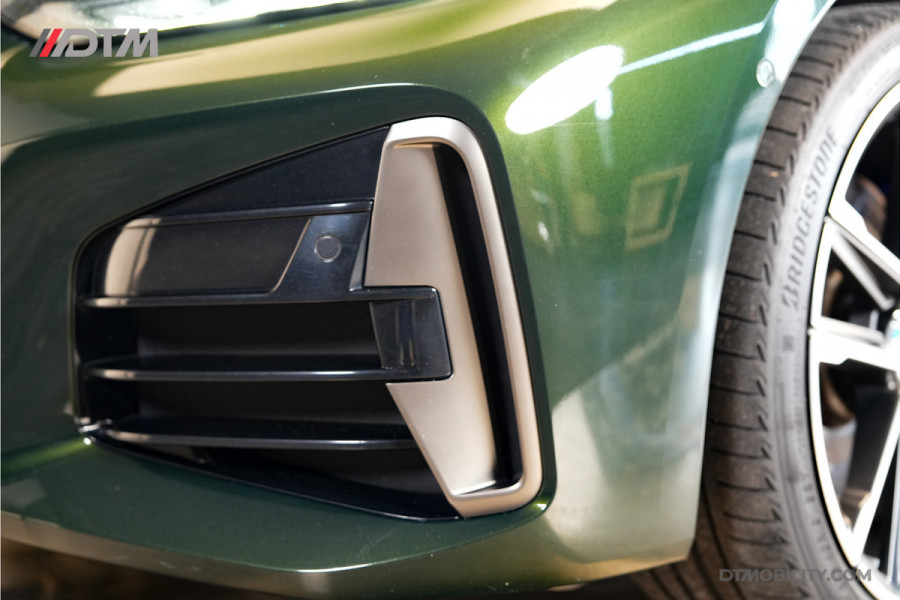 BMW 4 Serie Cabrio M440i xDrive High Executive | Adaptive Cruise Control | Ambient | Sanremo Grün