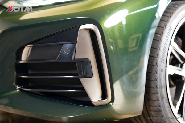 BMW 4 Serie Cabrio M440i xDrive High Executive | Adaptive Cruise Control | Ambient | Sanremo Grün