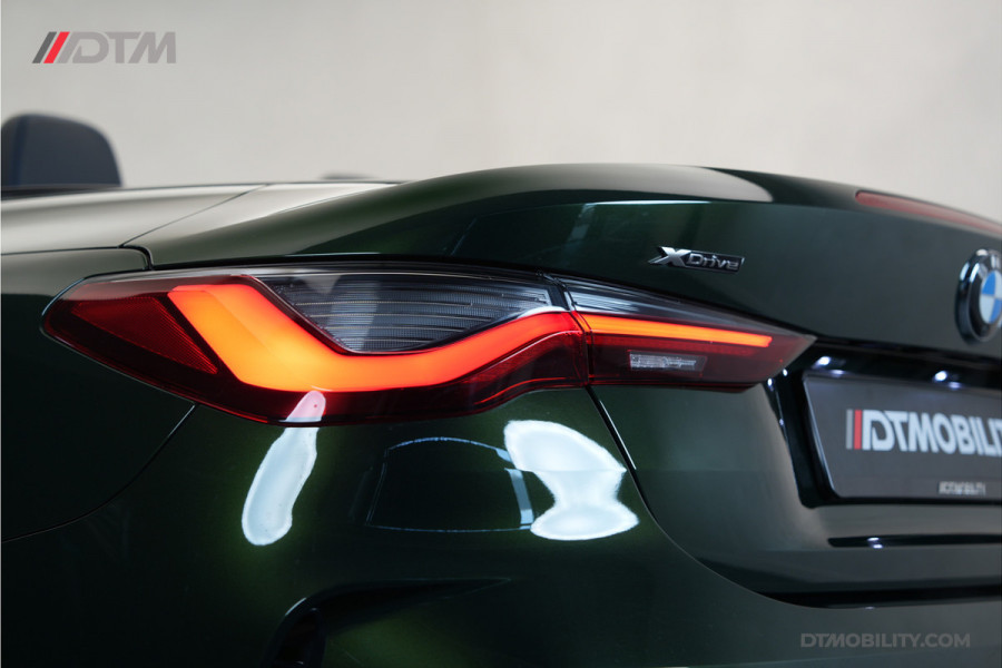 BMW 4 Serie Cabrio M440i xDrive High Executive | Adaptive Cruise Control | Ambient | Sanremo Grün