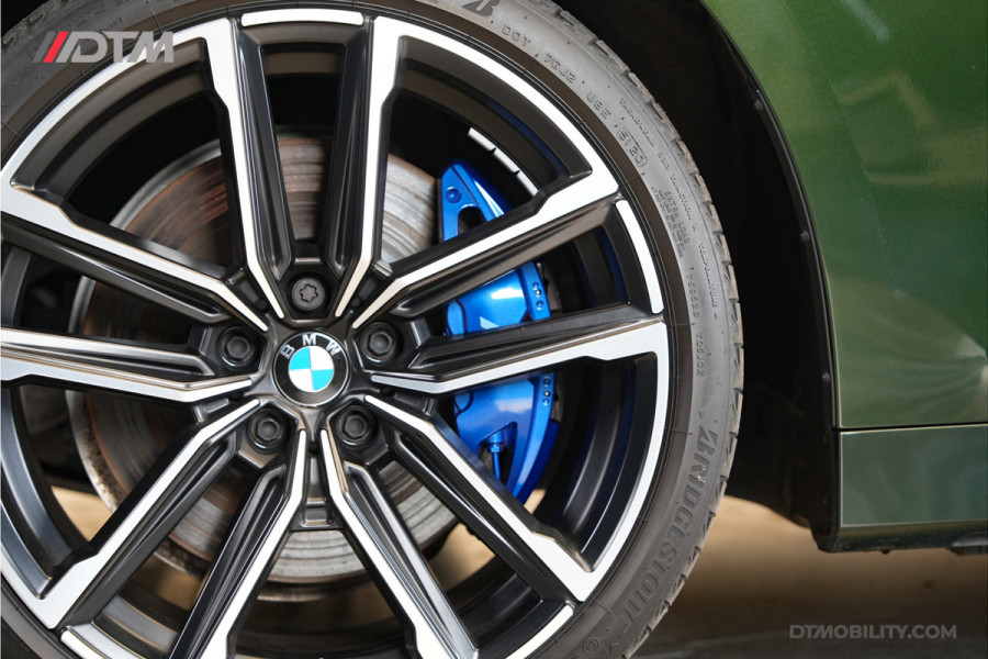 BMW 4 Serie Cabrio M440i xDrive High Executive | Adaptive Cruise Control | Ambient | Sanremo Grün