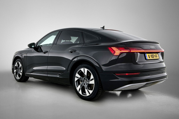 Audi e-tron Sportback 55 quattro Business edition 95 kWh(NL-auto, 90% SoH, Carplay, StoelV, Navi, Parkeersensoren, Etc)