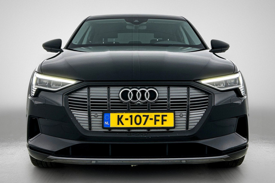Audi e-tron Sportback 55 quattro Business edition 95 kWh(NL-auto, 90% SoH, Carplay, StoelV, Navi, Parkeersensoren, Etc)