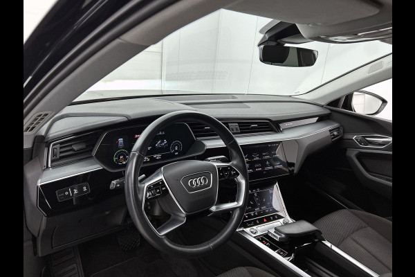 Audi e-tron Sportback 55 quattro Business edition 95 kWh(NL-auto, 90% SoH, Carplay, StoelV, Navi, Parkeersensoren, Etc)
