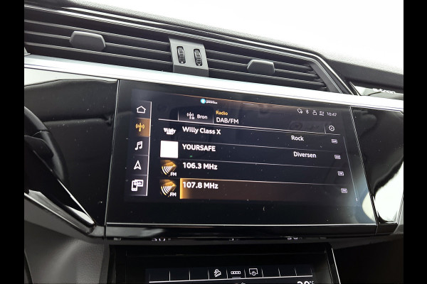 Audi e-tron Sportback 55 quattro Business edition 95 kWh(NL-auto, 90% SoH, Carplay, StoelV, Navi, Parkeersensoren, Etc)