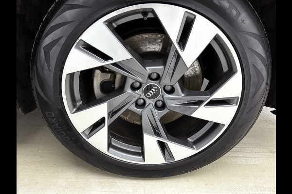 Audi e-tron Sportback 55 quattro Business edition 95 kWh(NL-auto, 90% SoH, Carplay, StoelV, Navi, Parkeersensoren, Etc)