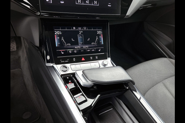 Audi e-tron Sportback 55 quattro Business edition 95 kWh(NL-auto, 90% SoH, Carplay, StoelV, Navi, Parkeersensoren, Etc)