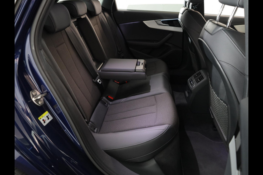 Audi A4 Avant 35 TFSI S edition Competition 150 pk S-tronic| Private lease vanaf €760,- pm | Verlengde garantie | Navigatie | Parkeersensoren | Autom. airco (3 zones) | Stoelverwarming | S-Line |