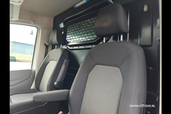 Volkswagen Crafter 35 2.0 TDI L3H3 EL Highline , euro 6 , 1e Eig. 3000 KG trekkracht , pracht bus , cruise camera , ex overheid.