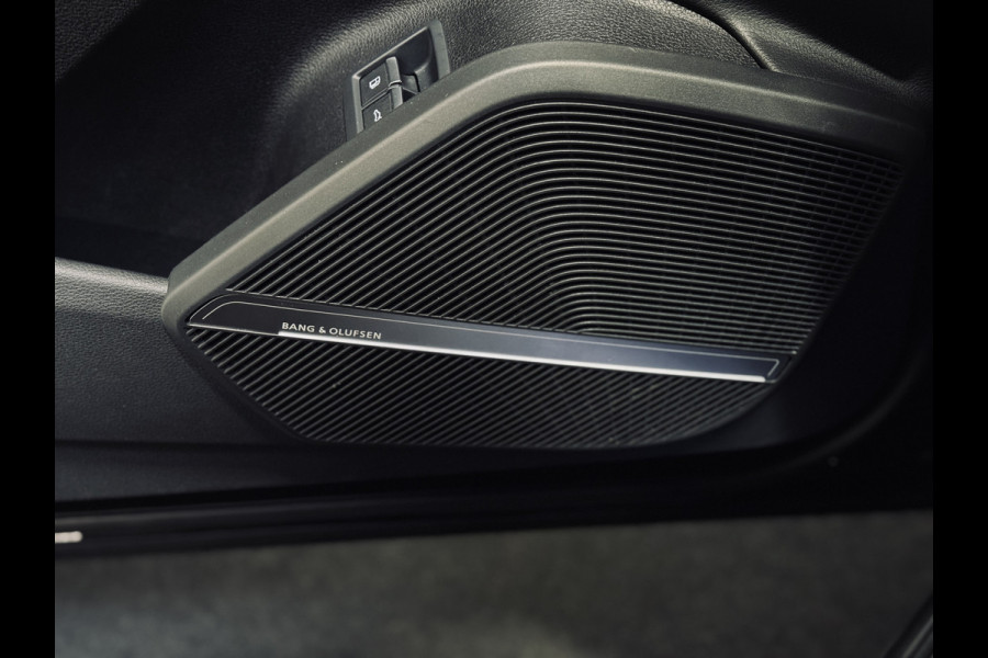 Audi Q5 50 TFSI e S edition S-Line (2x) | Panorama | Valcona | B&O | Memory