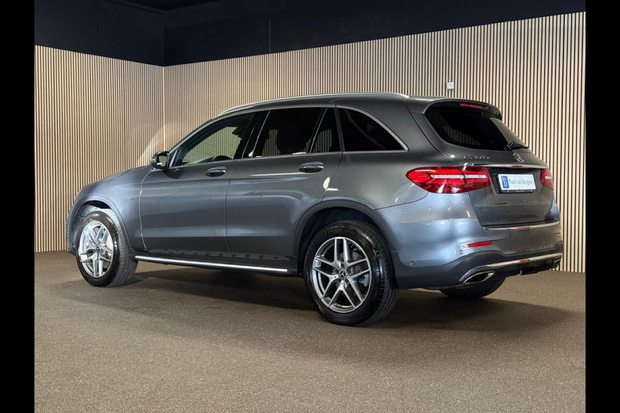 Mercedes-Benz GLC 350e 4 Matic AMG STYLING-PANORAMA-DISTRONIC-TREKHAAK-CAMERA-COMPLEET