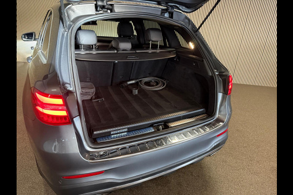 Mercedes-Benz GLC 350e 4 Matic AMG STYLING-PANORAMA-DISTRONIC-TREKHAAK-CAMERA-COMPLEET