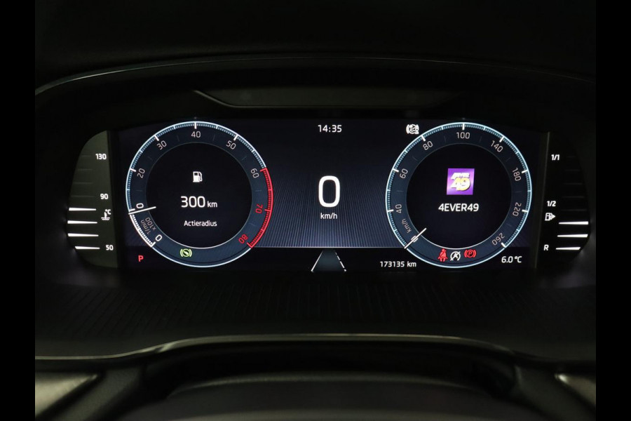 Škoda Octavia 1.0 e-TSI Ambition | Stoelverwarming | Trekhaak | Carplay | Navigatie | Full LED | Parkeerhulp | Cruise control | Climate control | Bluetooth