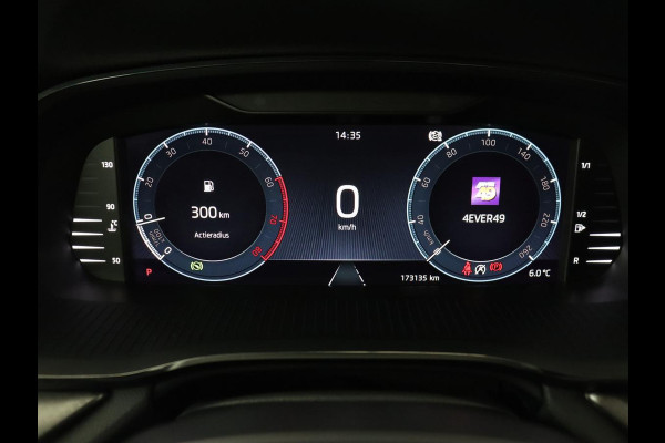 Škoda Octavia 1.0 e-TSI Ambition | Stoelverwarming | Trekhaak | Carplay | Navigatie | Full LED | Parkeerhulp | Cruise control | Climate control | Bluetooth