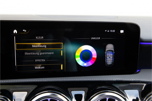Mercedes-Benz A-Klasse AMG 35 4MATIC Premium, Performance Stoelen, Pano, Burmester, Memory