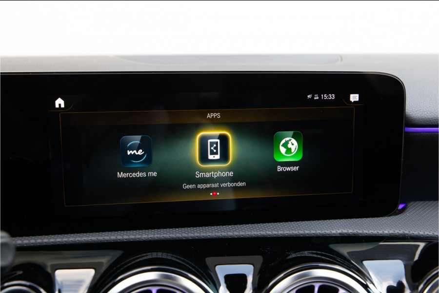 Mercedes-Benz A-Klasse AMG 35 4MATIC Premium, Performance Stoelen, Pano, Burmester, Memory