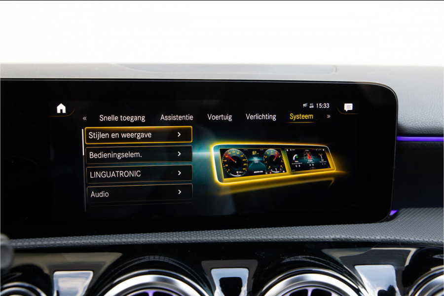 Mercedes-Benz A-Klasse AMG 35 4MATIC Premium, Performance Stoelen, Pano, Burmester, Memory