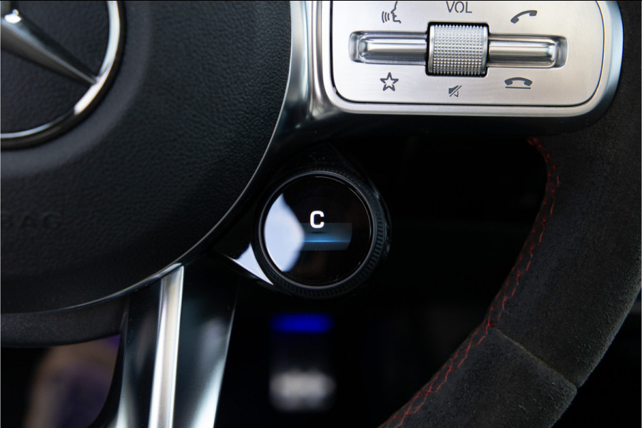 Mercedes-Benz A-Klasse AMG 35 4MATIC Premium, Performance Stoelen, Pano, Burmester, Memory