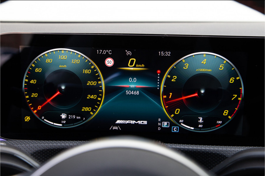 Mercedes-Benz A-Klasse AMG 35 4MATIC Premium, Performance Stoelen, Pano, Burmester, Memory