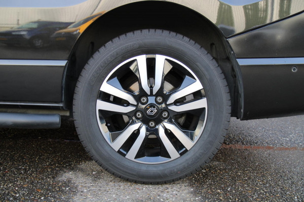 Renault Trafic 2.0 dCi 150PK T30 L2H1 Luxe / Trekhaak / Camera / App connect