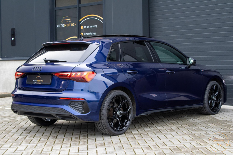 Audi A3 35 TFSI PANO S LINE LEDER CAMERA ELEKTRISCHE STOELEN