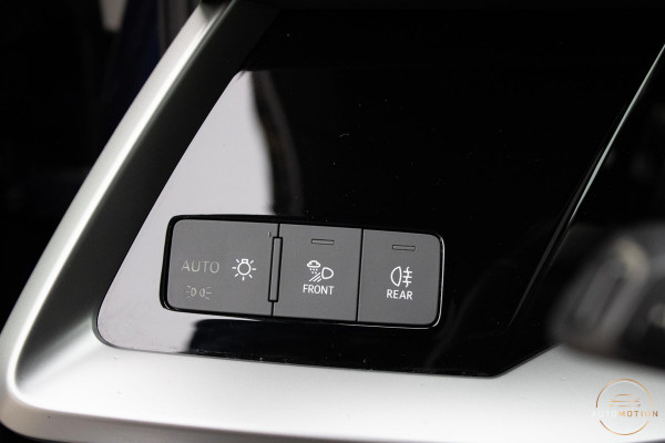 Audi A3 35 TFSI PANO S LINE LEDER CAMERA ELEKTRISCHE STOELEN