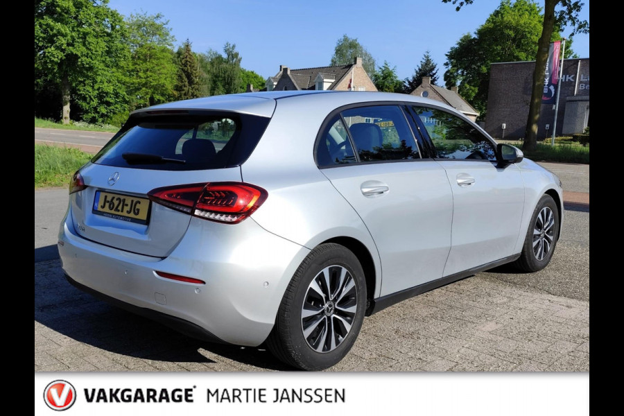 Mercedes-Benz A-Klasse 180 Business Solution