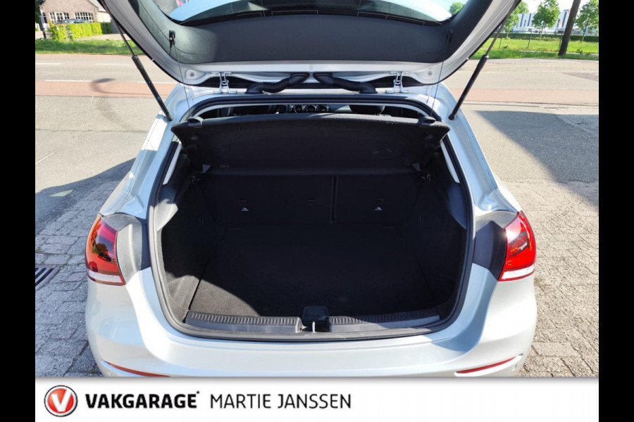 Mercedes-Benz A-Klasse 180 Business Solution