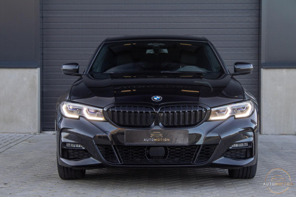 BMW 3-serie 330e PANO MEMORY M PAKKET CAMERA HUD